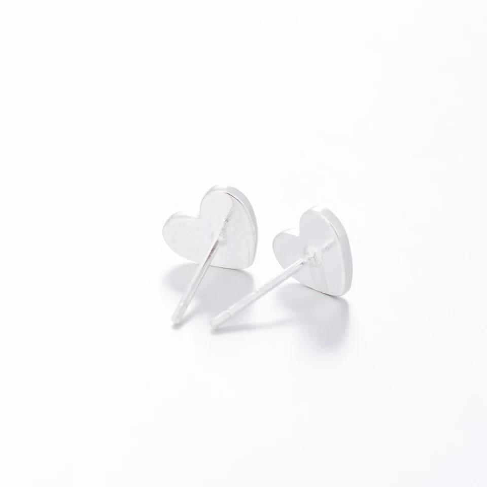 Akoma | Heart Stud Earrings - Enamel - Alora Boutique