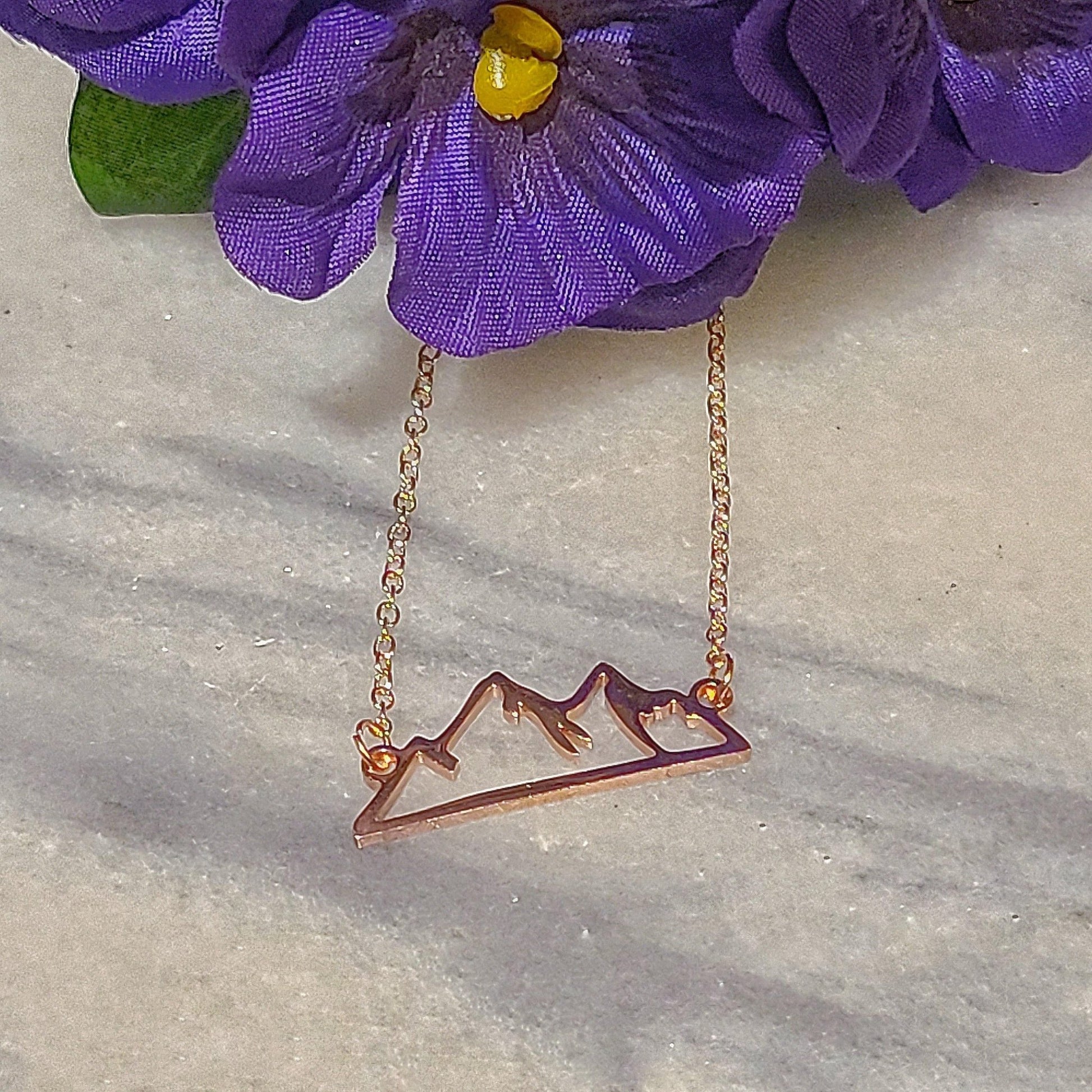 Aspen Dainty Mountain Necklace - Alora Boutique