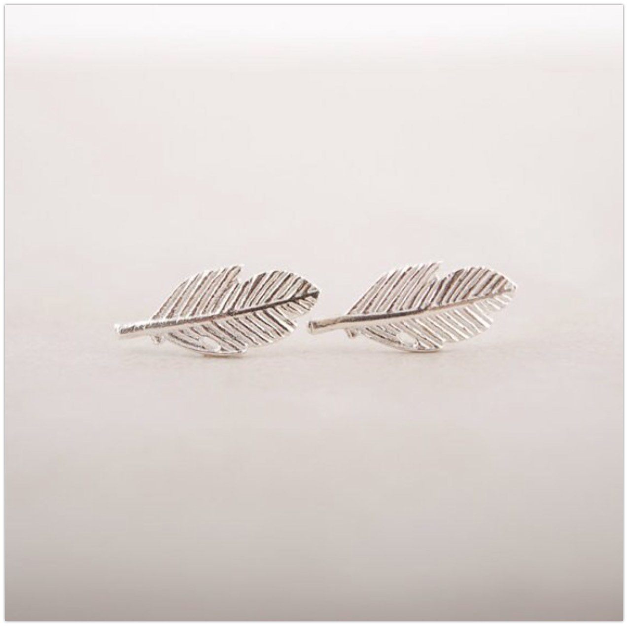 'Jodi' Leaf Stud Earrings - Alora Boutique