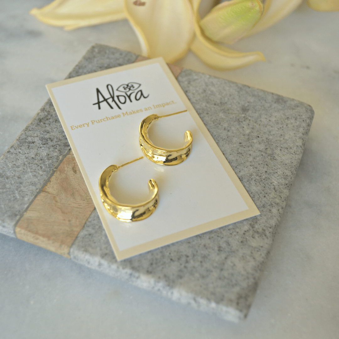 Katie | Small Thick Hoop Earrings - Alora Boutique