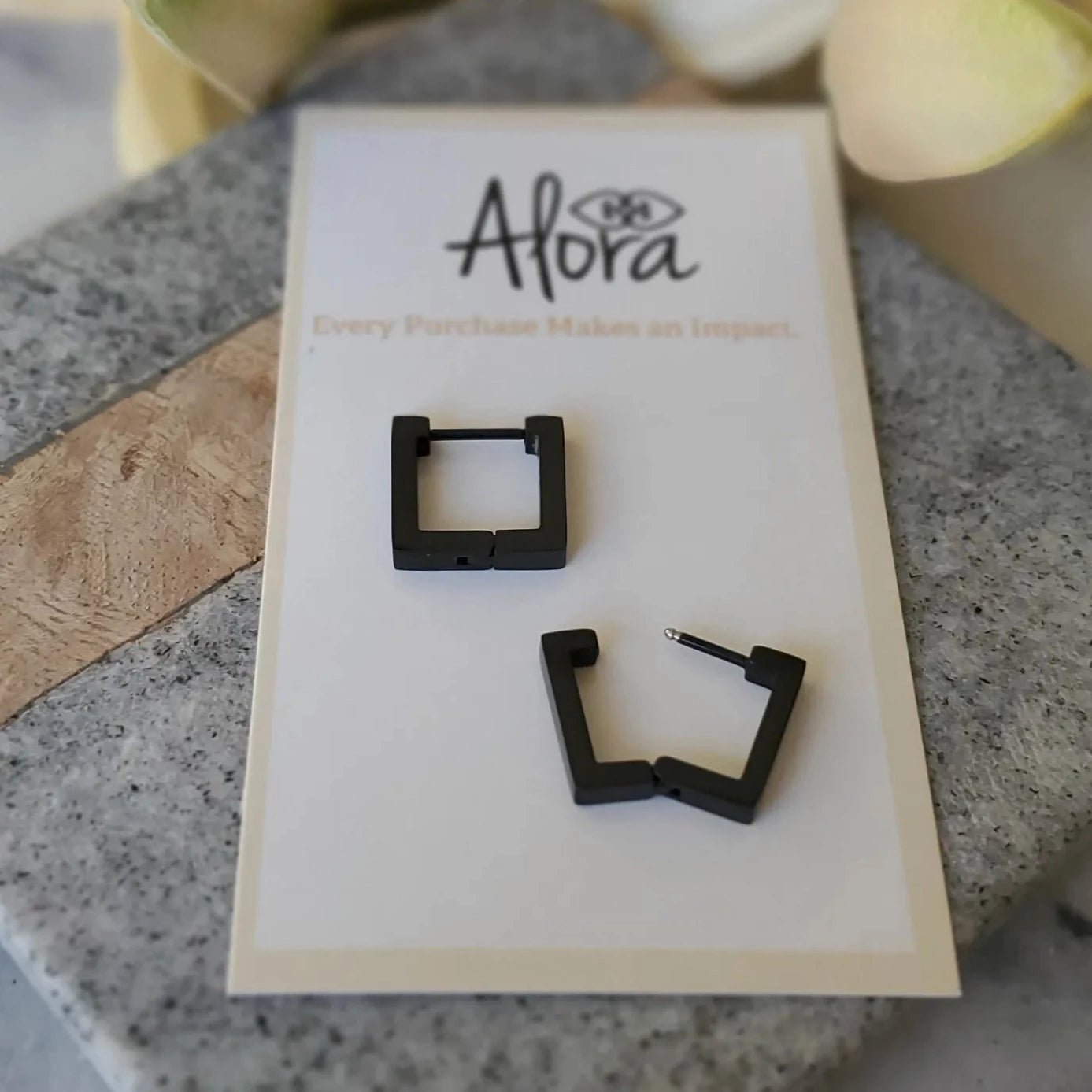 Kelly | Simple Square Huggie Hoop Earrings - Alora Boutique