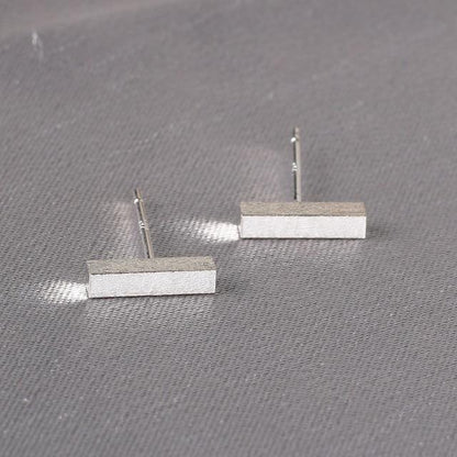Minimalist Sterlng Silver Stud Earrings - Bar - Alora Boutique