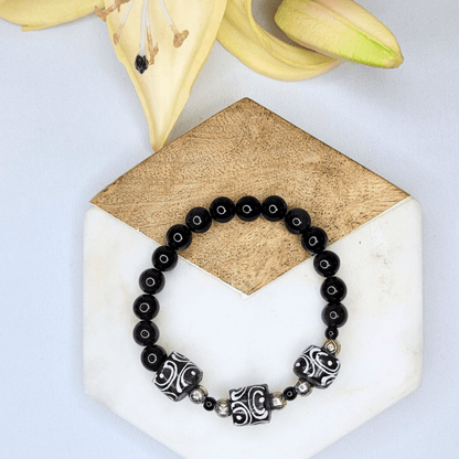 Zulana - Noire | Sustainable Bracelet | African Recycled Glass - Alora Boutique